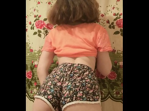 ❤️ Sexy junges Babe zieht ihre Shorts vor der Kamera aus ❤❌ Quality porn bei porn de.pornolemon.ru ❤